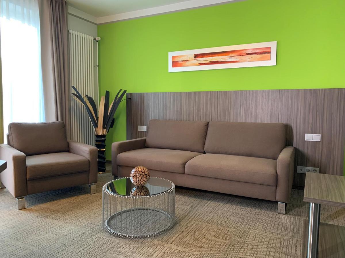 Hotel Ambiente Walldorf Валдорф Екстериор снимка
