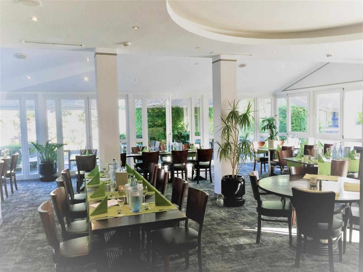 Hotel Ambiente Walldorf Валдорф Екстериор снимка