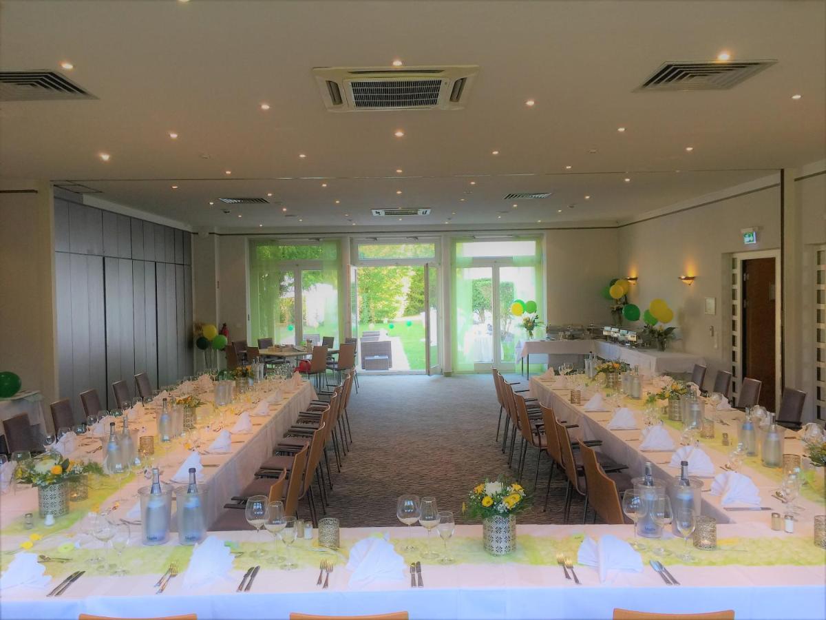 Hotel Ambiente Walldorf Валдорф Екстериор снимка