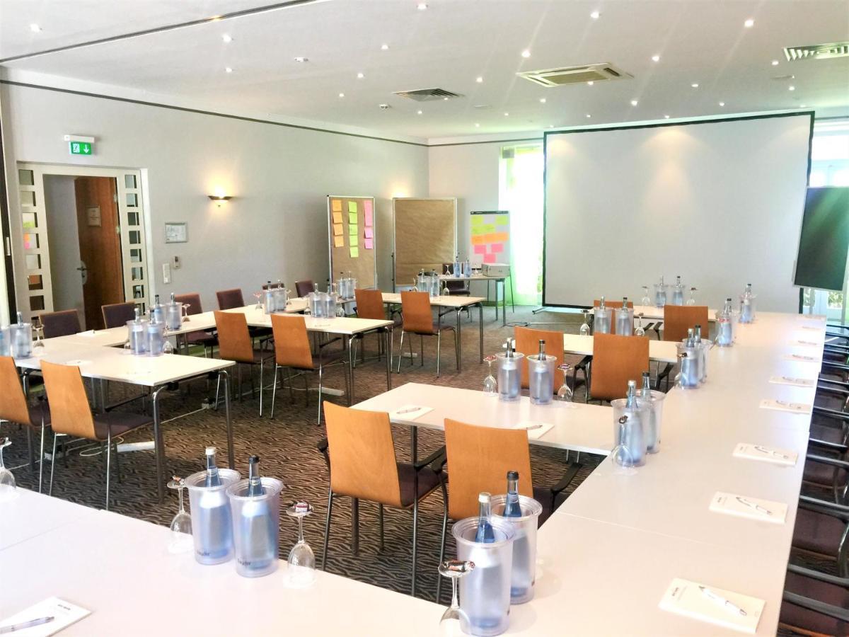 Hotel Ambiente Walldorf Валдорф Екстериор снимка
