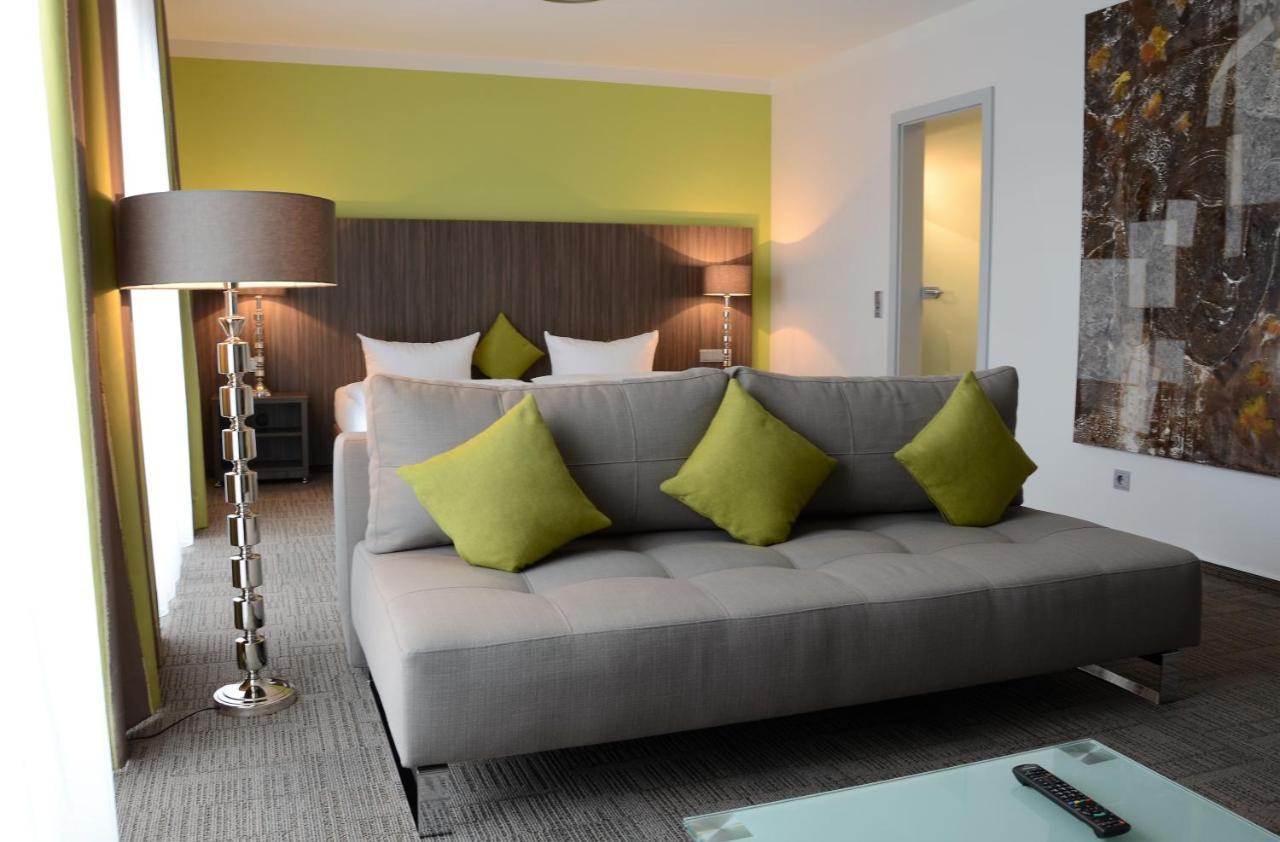 Hotel Ambiente Walldorf Валдорф Екстериор снимка