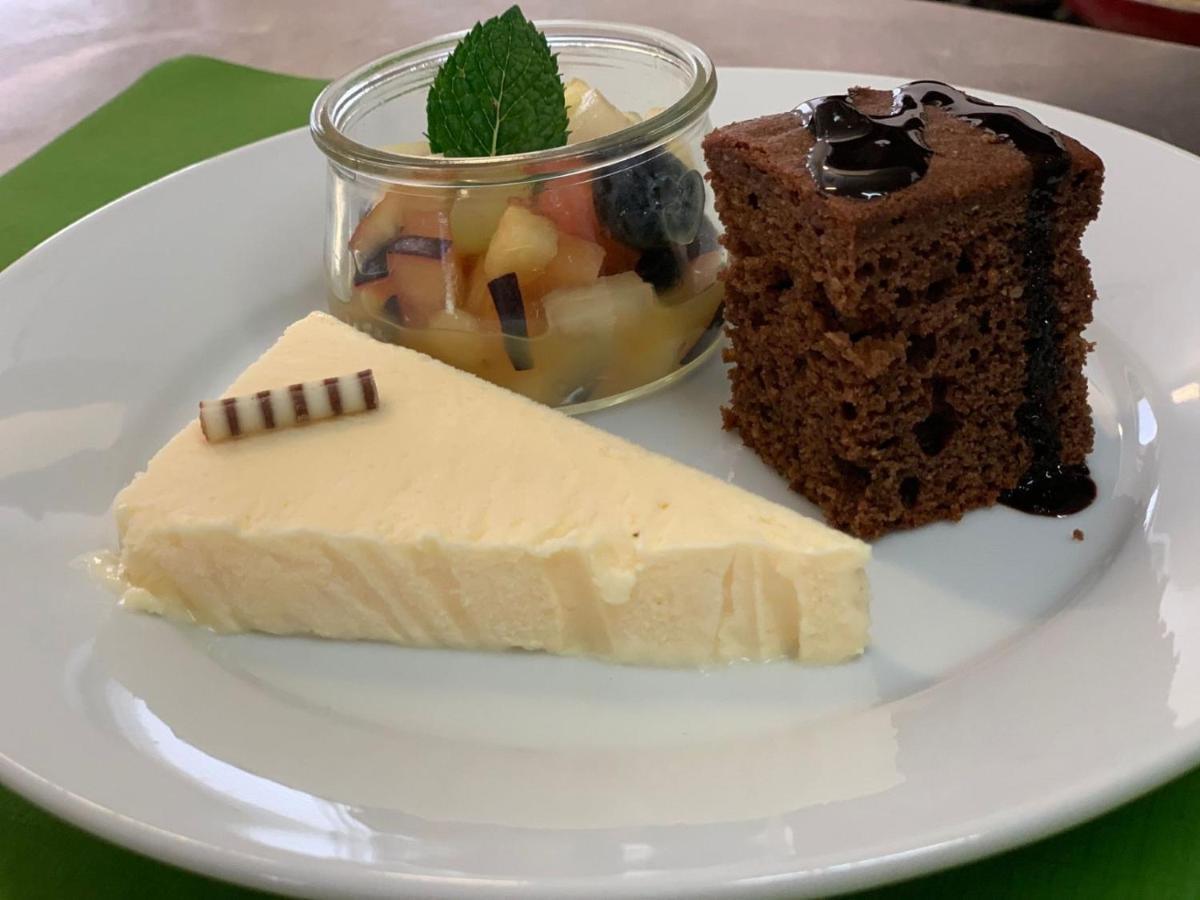 Hotel Ambiente Walldorf Валдорф Екстериор снимка